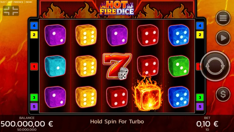 Hot Fire Dice — spēles ekrāns ar degošiem septiņniekiem